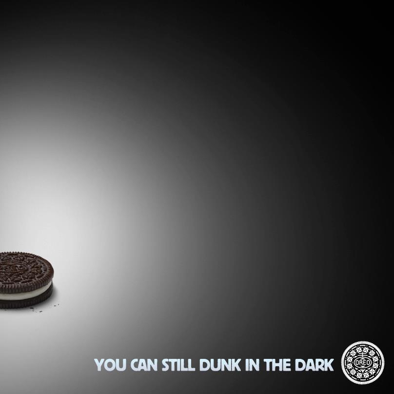 Super Bowl Oreo Facebook Post